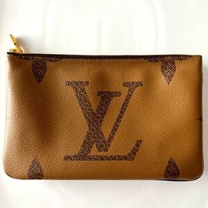 Louis Vuitton Monogram Pouch